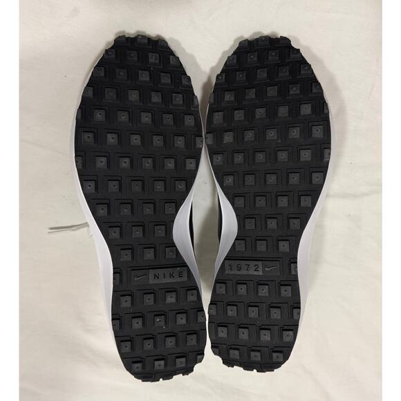 Nike Waffle Debut Running Sneakers Sanddrift Black Women's 10.5  DH9523-102 - Picture 13 of 15